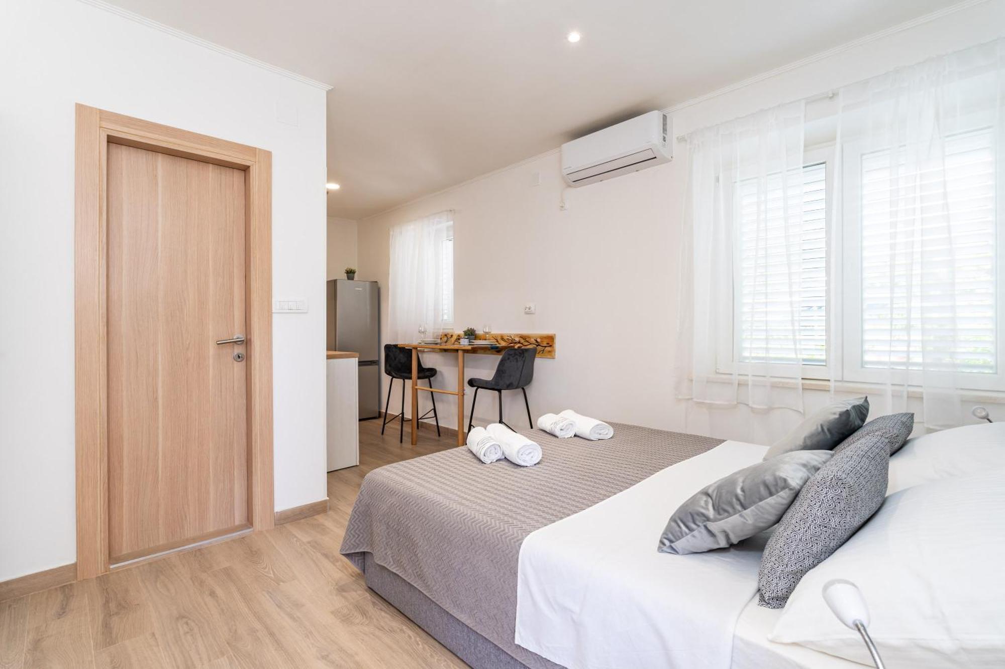 Anmarie With Free Parking Apartment Dubrovnik Room photo